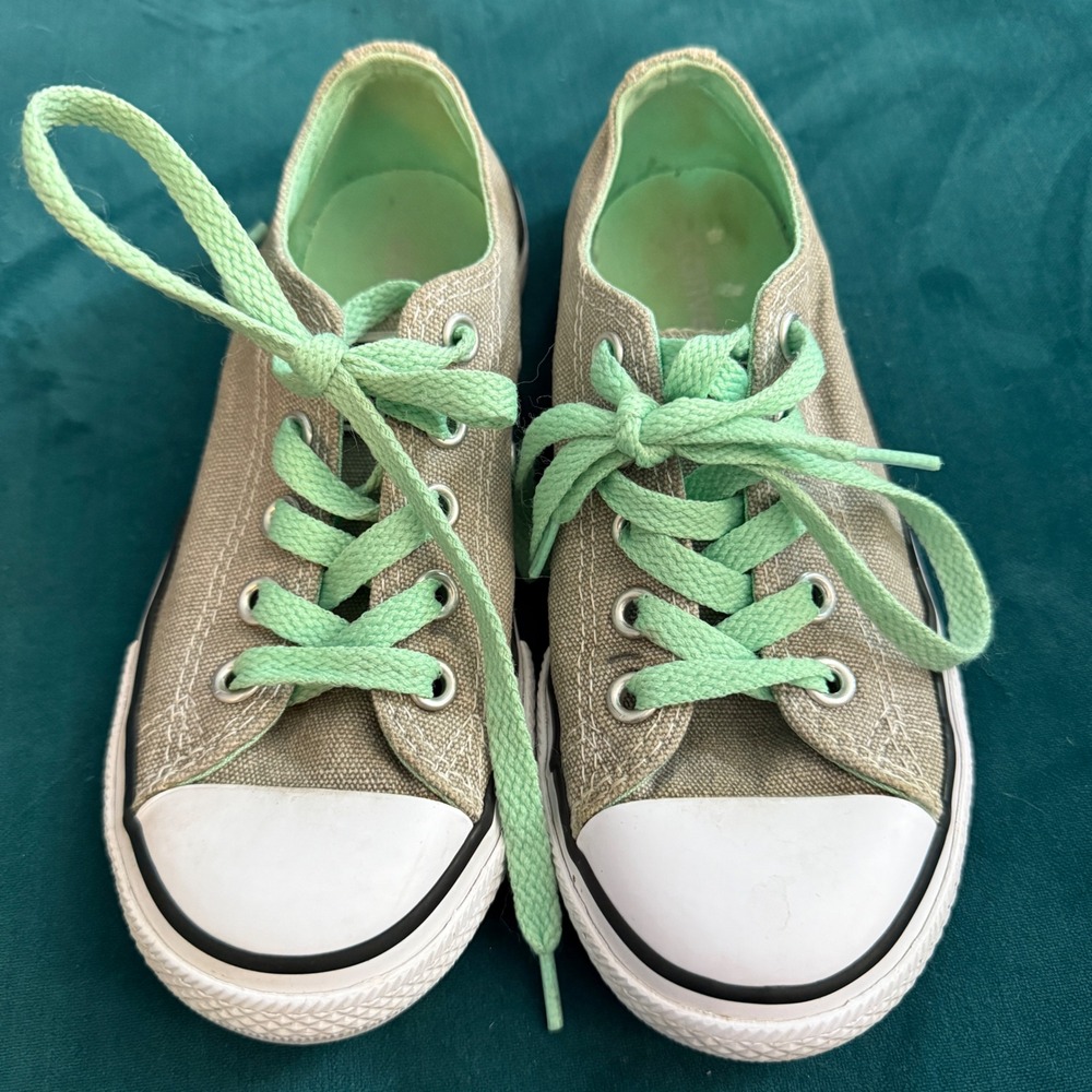 Converse Chuck Taylor All Star Junior Shoes Size 13 Gray Mint Green Lace Up‎